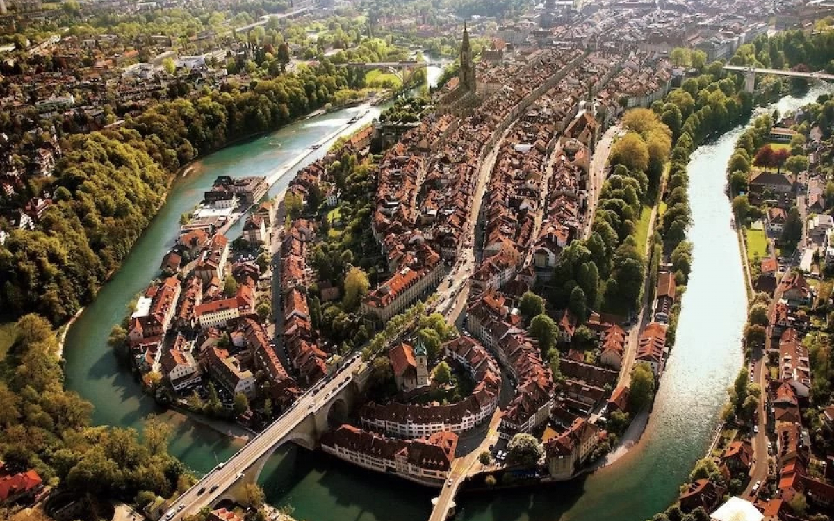 Thủ đô Bern góc nhìn từ trên cao